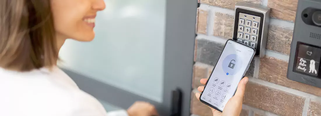 Seamless Integration of NFC Locks with Existing Security Systems in Oakland Park, FL